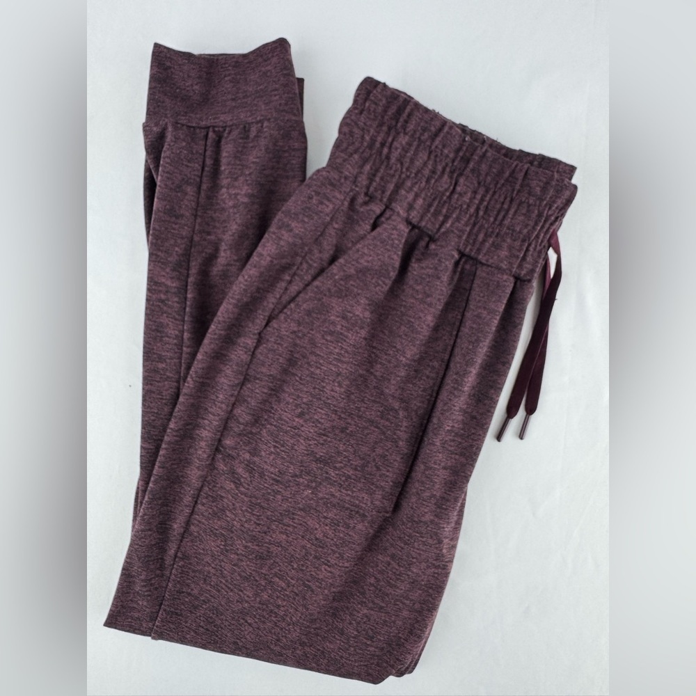 Mondetta Plum Drawstring Waist Jogger